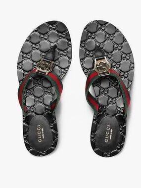 Gucci Black Leather Thong Sandals GG with Green and Red Web Straps